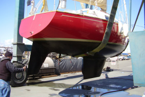 Haul out service at Canal Boat Yard, Seattle