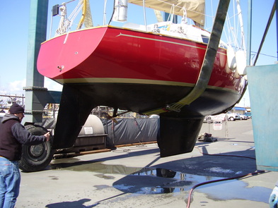 Haul out at Canal Boat Yard, Seattle